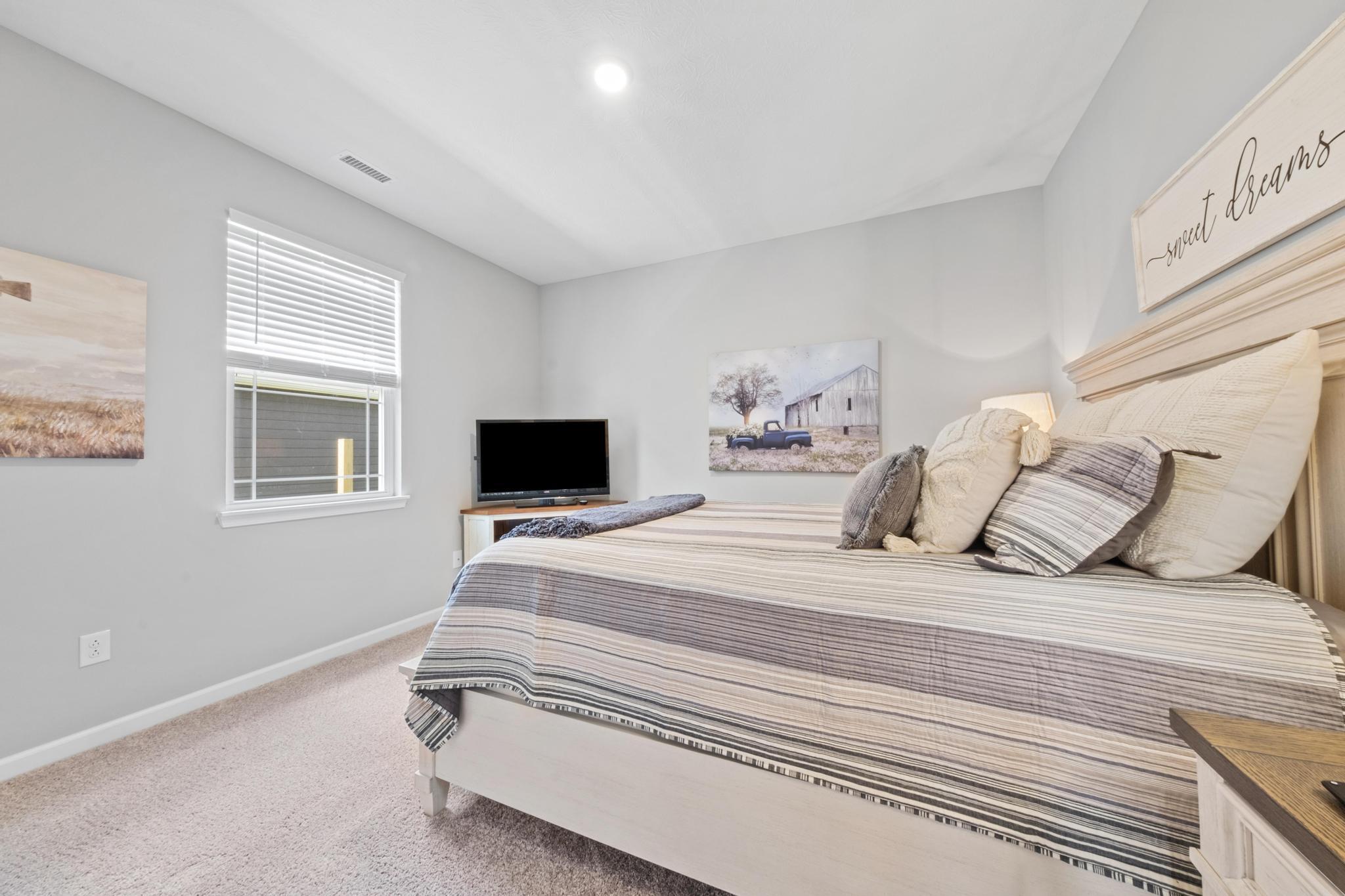 240 Waterford Lane Pendleton, IN 46064 - Photo 17 of 38