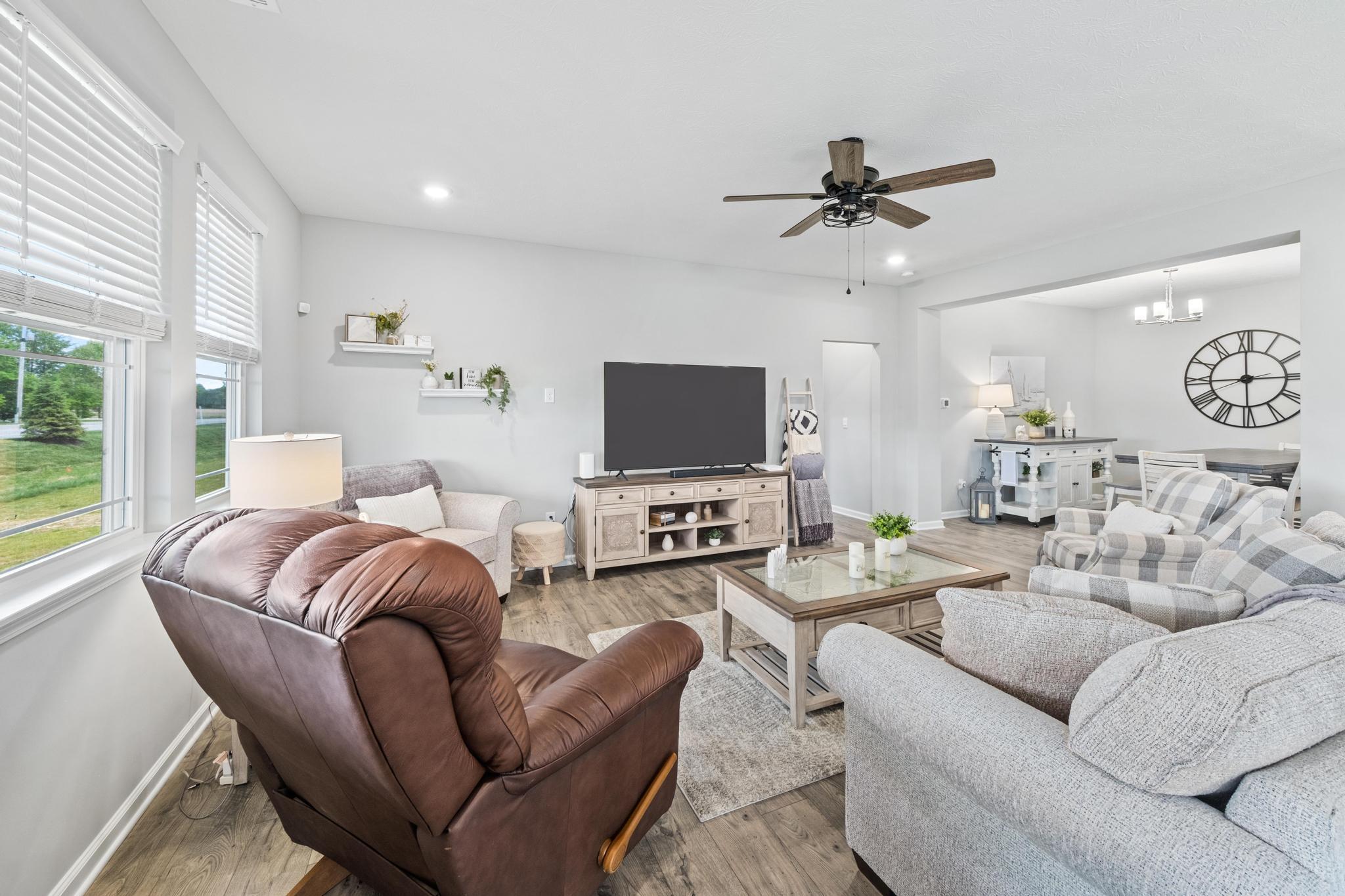 240 Waterford Lane Pendleton, IN 46064 - Photo 10 of 38