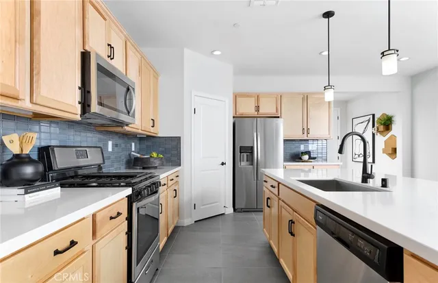 $774,990 | 4617 Stratford Place, Perris, CA 92571