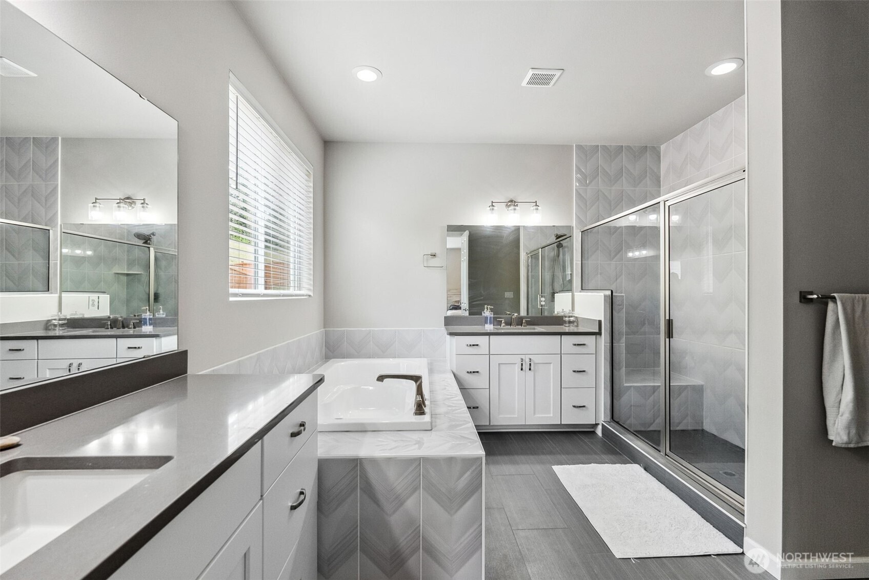 9844 Prospect Place Gig Harbor, WA 98332 - Photo 23 of 40