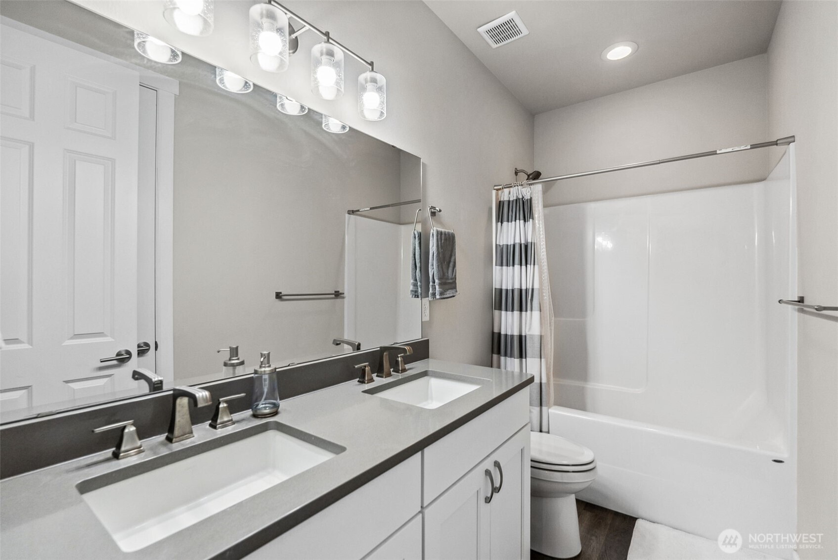 9844 Prospect Place Gig Harbor, WA 98332 - Photo 31 of 40