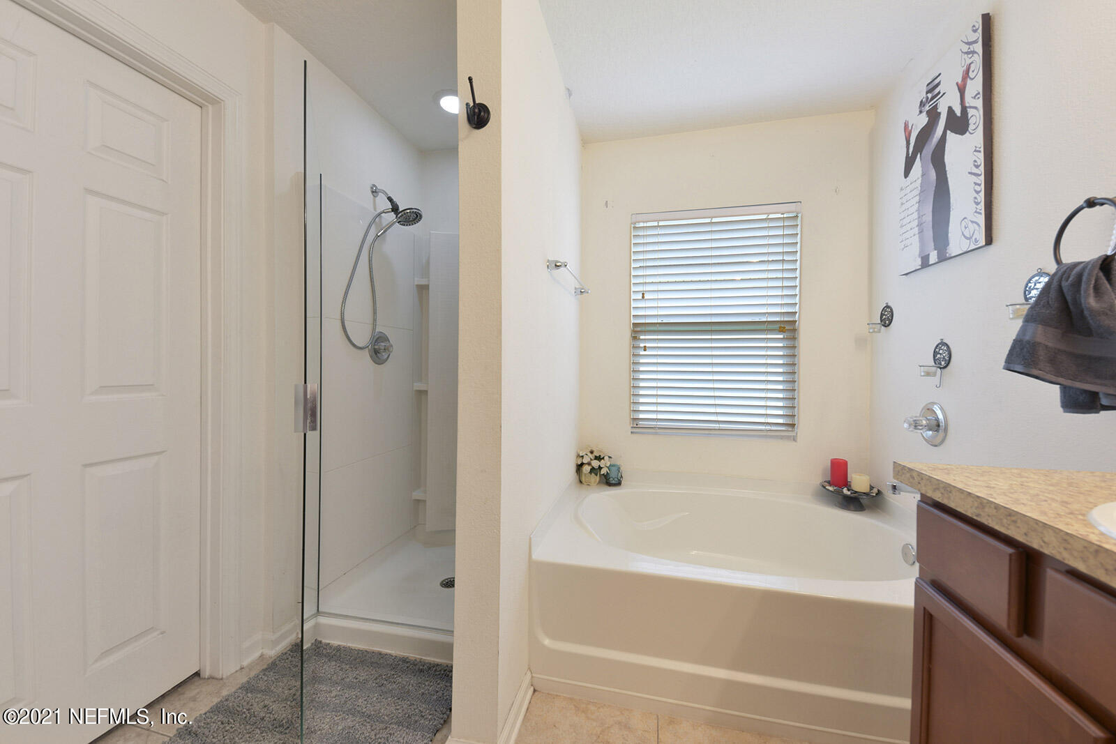 5904 Royalty Road Jacksonville, FL 32254 - Photo 13 of 18 Master Bath