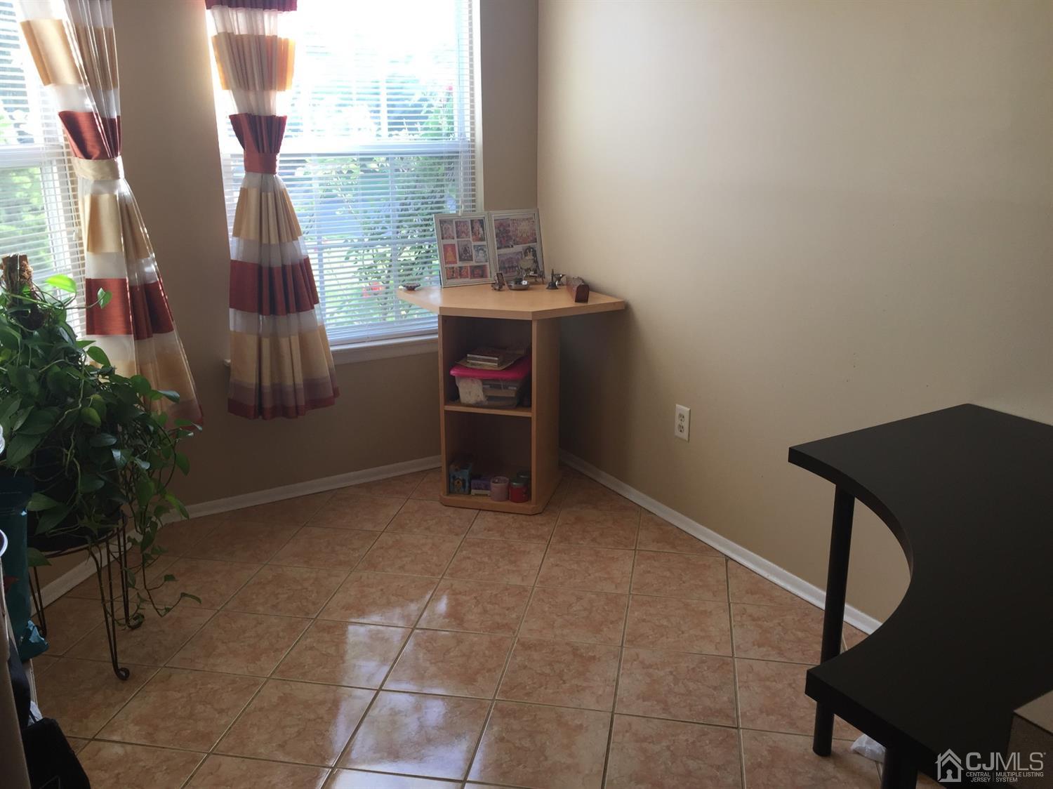 282 Nebula Road Piscataway, NJ 08854 - Photo 4 of 15 Gallery Image 4