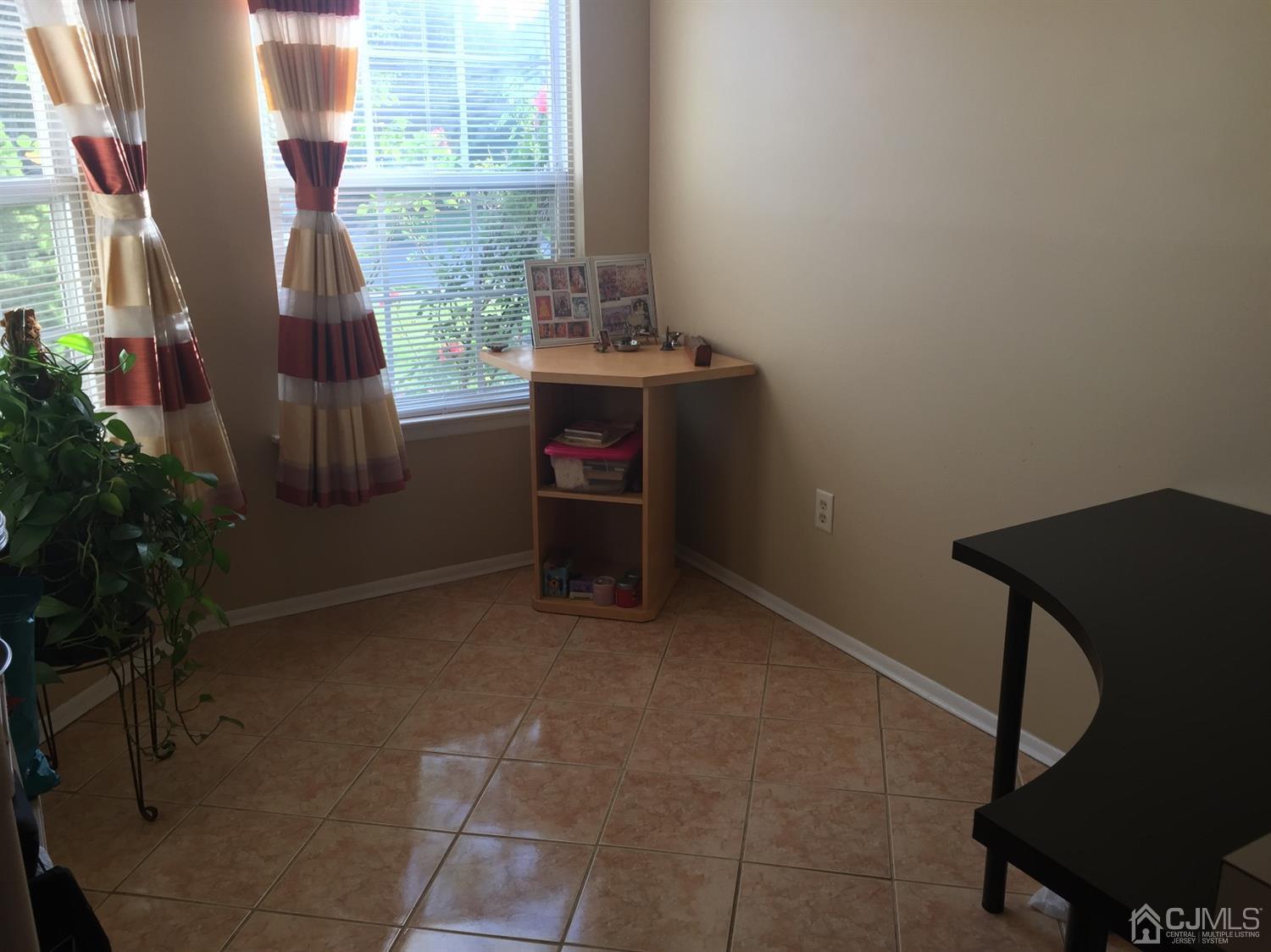 282 Nebula Road Piscataway, NJ 08854 - Photo 5 of 15 Gallery Image 5