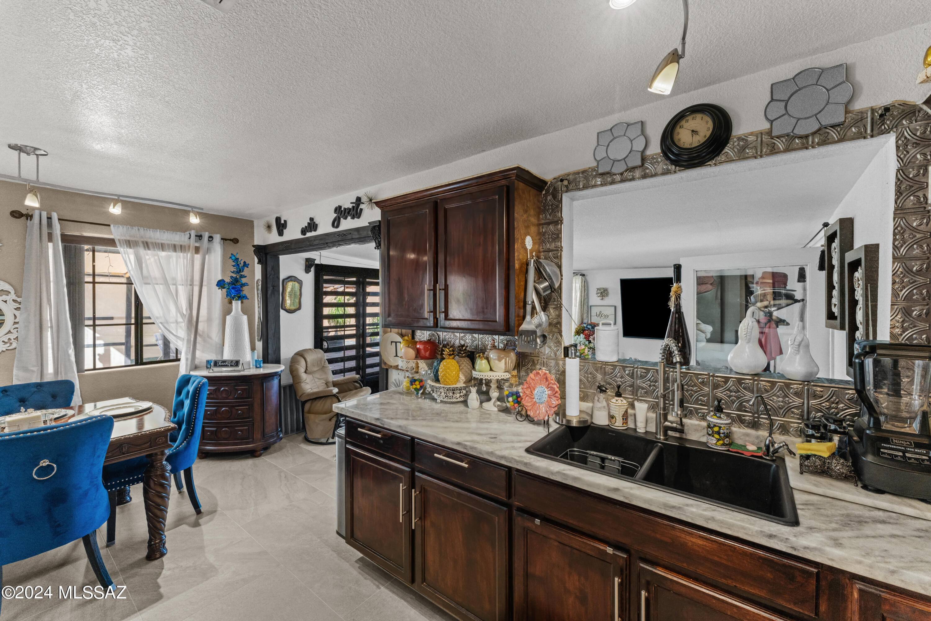 1063 Ameca Court Rio Rico, AZ 85648 - Photo 15 of 41