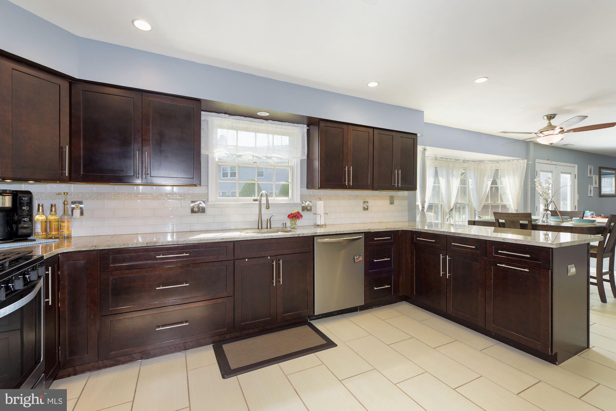 32 Nottingham Way Eastampton, NJ 08060 - Photo 6 of 30