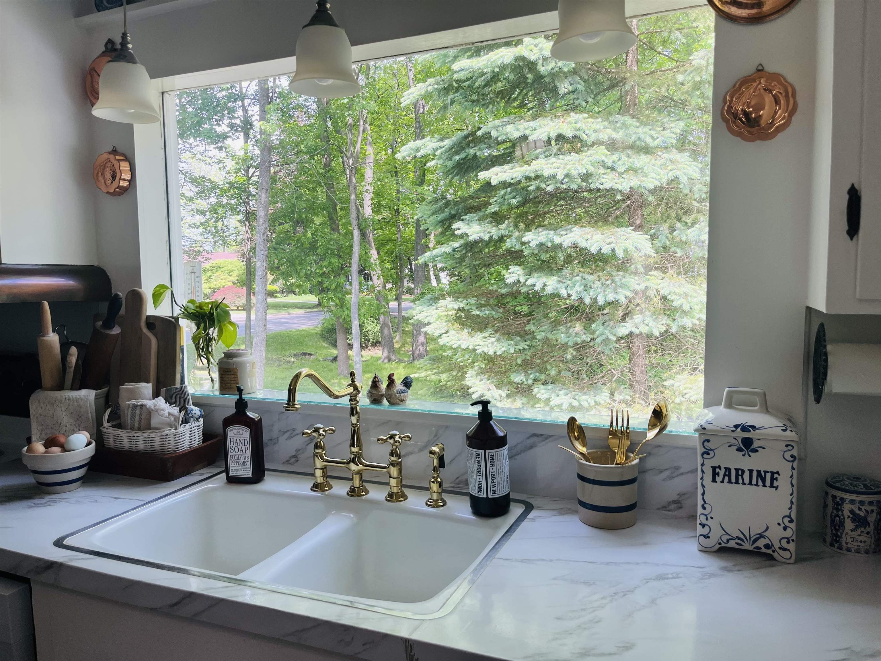 1065 Chestnut Street Manchester, NH 03104 - Photo 34 of 50