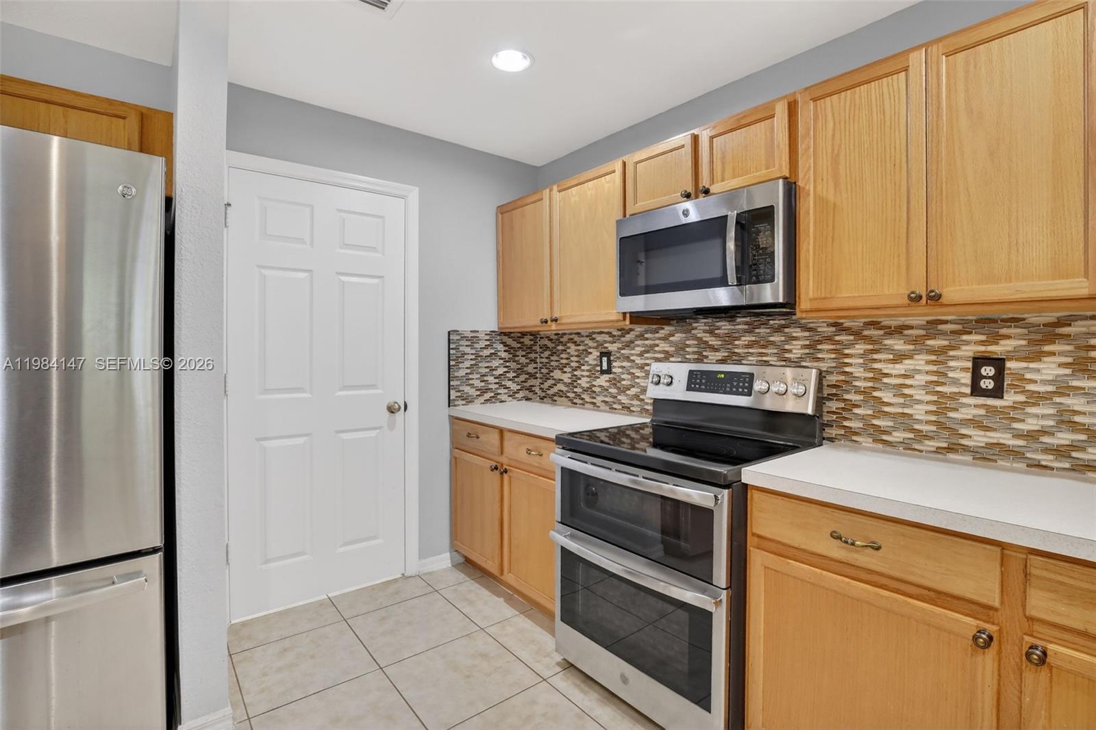 4523 Southwest 127th Terrace Miramar, FL 33027 - Photo 19 of 52