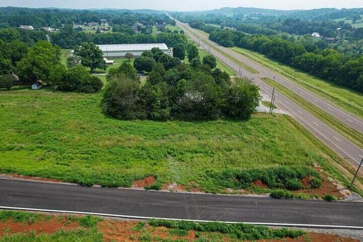 13 The Meadows, Unit 13 Riceville, TN 37370 - Photo 12 of 63 20230726134505202369000000-o