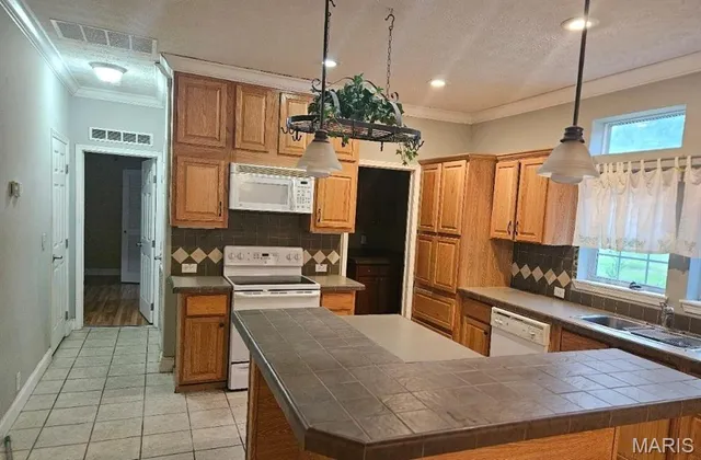 $395,000 | 10725 Calvey Hills Road, Catawissa, MO 63015