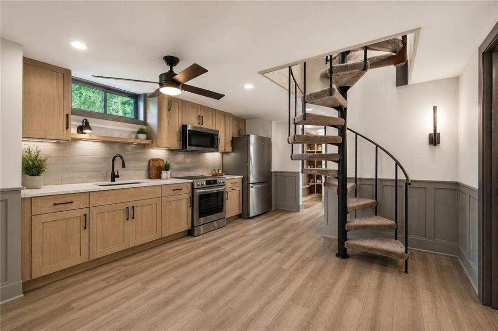 255 Claytonia Road Butler, PA 16001 - Photo 40 of 50 Virtually reimagined to showcase a modernized vision of the space and highlight what’s possible with thoughtful updates
