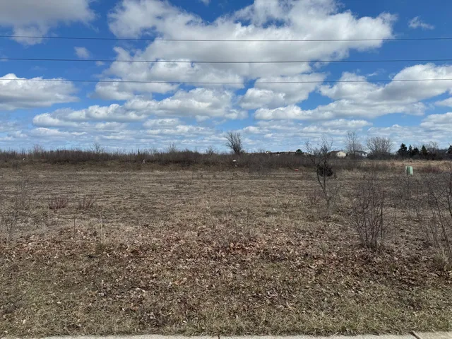 $12,500 | 9328 North Burbank Avenue, Milwaukee, WI 53224