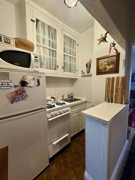 47 Revere Street, Unit 7 Boston, MA 02114 - Photo 9 of 13