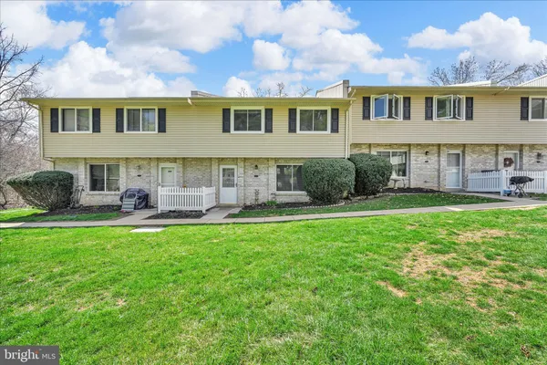 $269,900 | 402 Village Walk, Unit 402, Exton, PA 19341