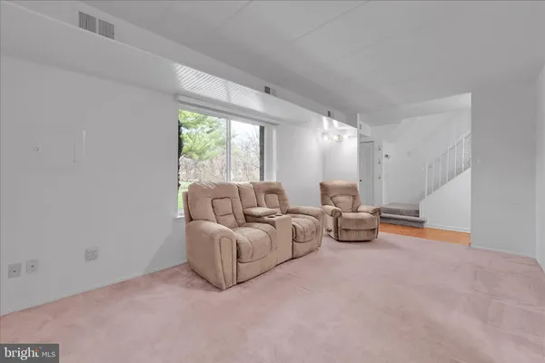 $269,900 | 402 Village Walk, Unit 402, Exton, PA 19341