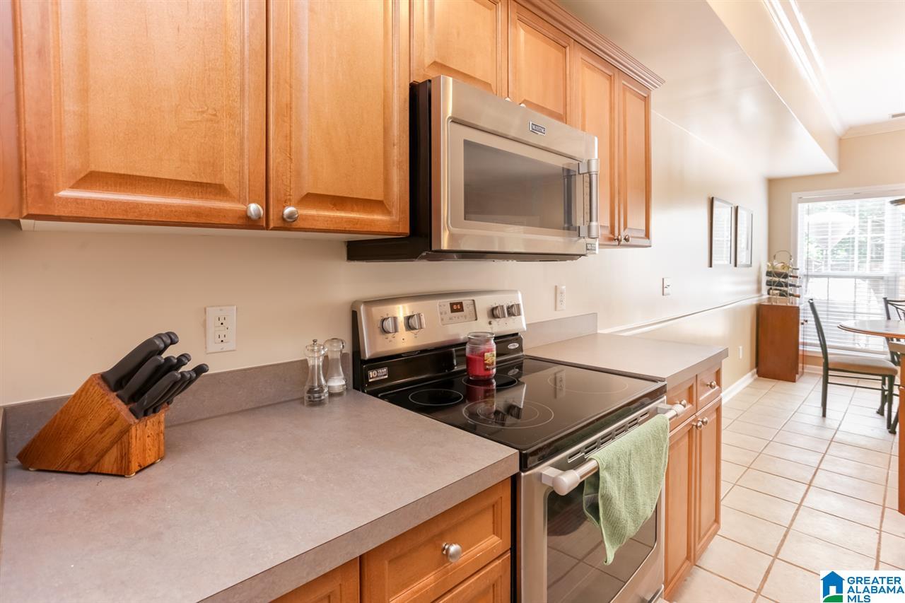 2046 Queens Court Moody, AL 35004 - Photo 11 of 36