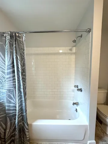 $279,900 | 6175 Oakwood Street, North Judson, IN 46366