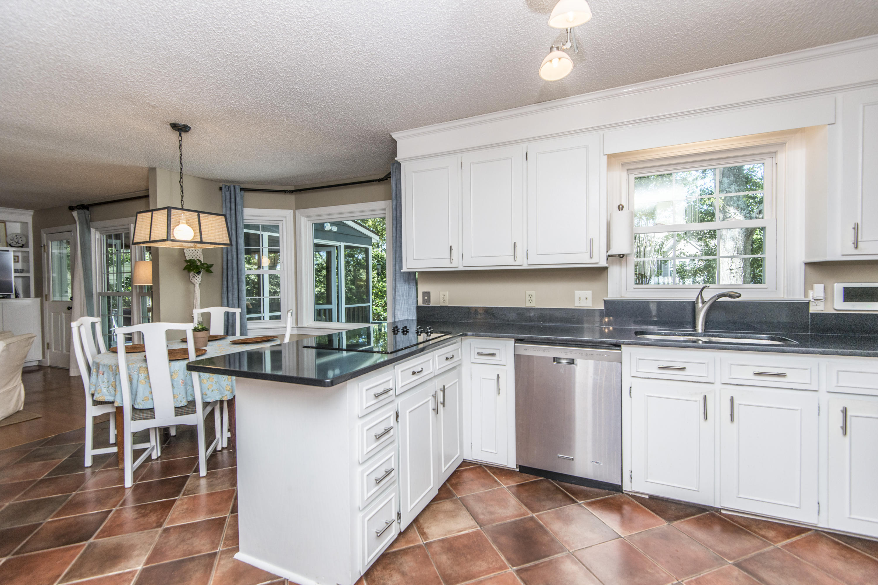 1485 Oak Landing Road Mount Pleasant, SC 29464 - Photo 10 of 37 1485 Oakland Road