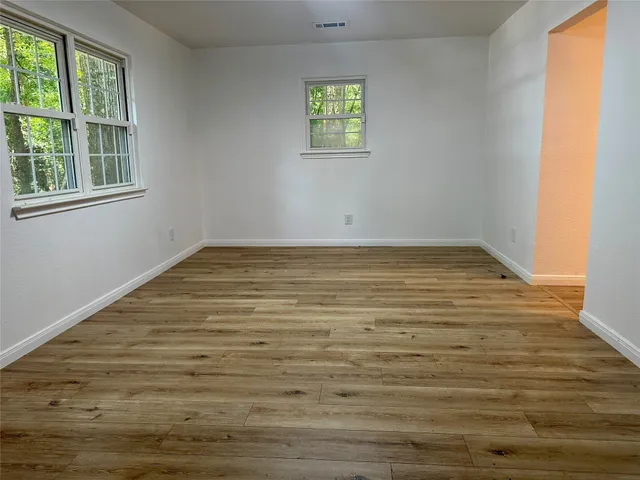 a view of empty room with window