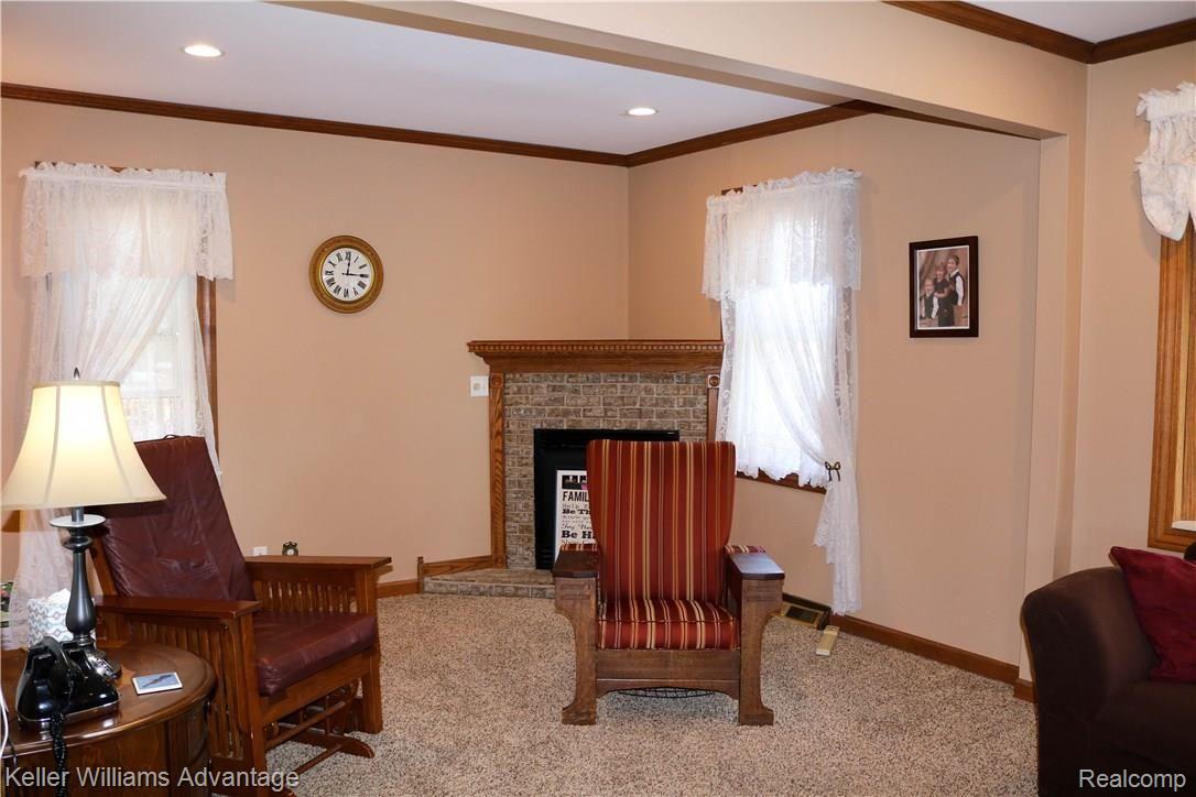 20105 Farmington Road Livonia, MI 48152 - Photo 11 of 61 F8.jpg