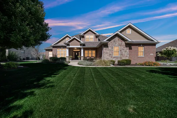 $819,900 | 9784 Jack Drive, St. John, IN 46373