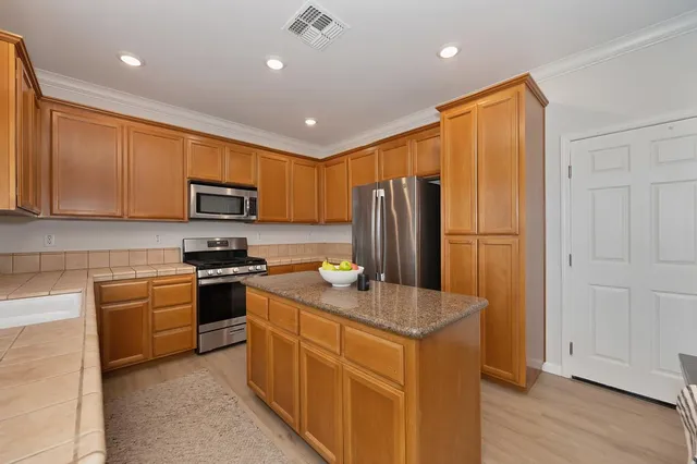 $575,000 | 2768 Le Bourget Lane, Lincoln, CA 95648