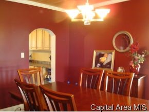 2923 Winch Road Springfield, IL 62707 - Photo 6 of 12