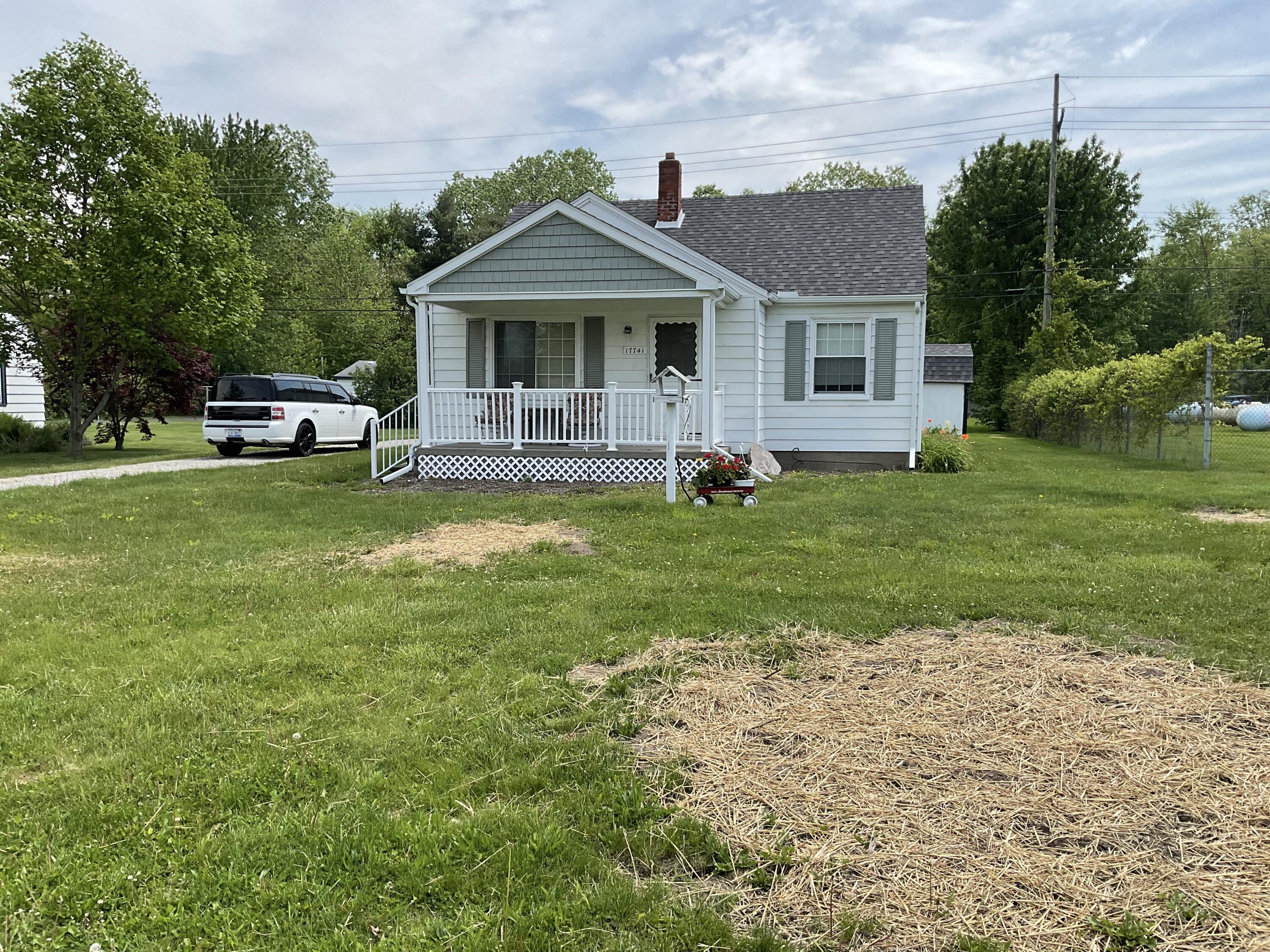 17741 Sumpter Road Belleville, MI 48111 - Photo 1 of 22 Front of house