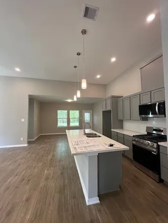 $349,500 | 22525 East Shorewood Loop, Huffman, TX 77336