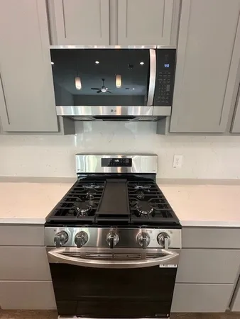 $349,500 | 22525 East Shorewood Loop, Huffman, TX 77336