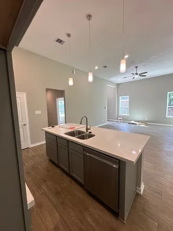 $349,500 | 22525 East Shorewood Loop, Huffman, TX 77336