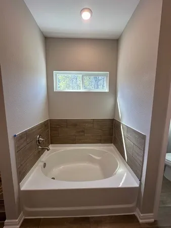 $349,500 | 22525 East Shorewood Loop, Huffman, TX 77336