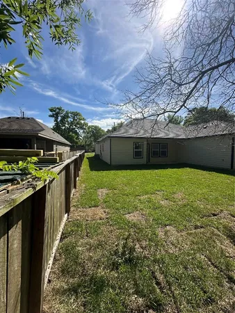 $349,500 | 22525 East Shorewood Loop, Huffman, TX 77336