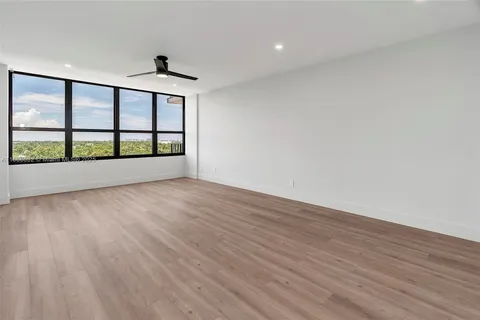 $549,000 | 780 Northeast 69th Street, Unit 910, Miami, FL 33138