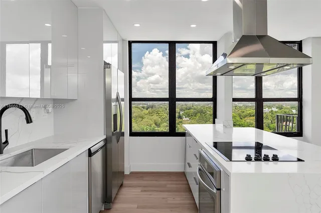 $549,000 | 780 Northeast 69th Street, Unit 910, Miami, FL 33138