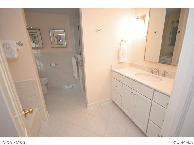 202 Ruggles Place Richmond, VA 23229 - Photo 19 of 24 Master Bath