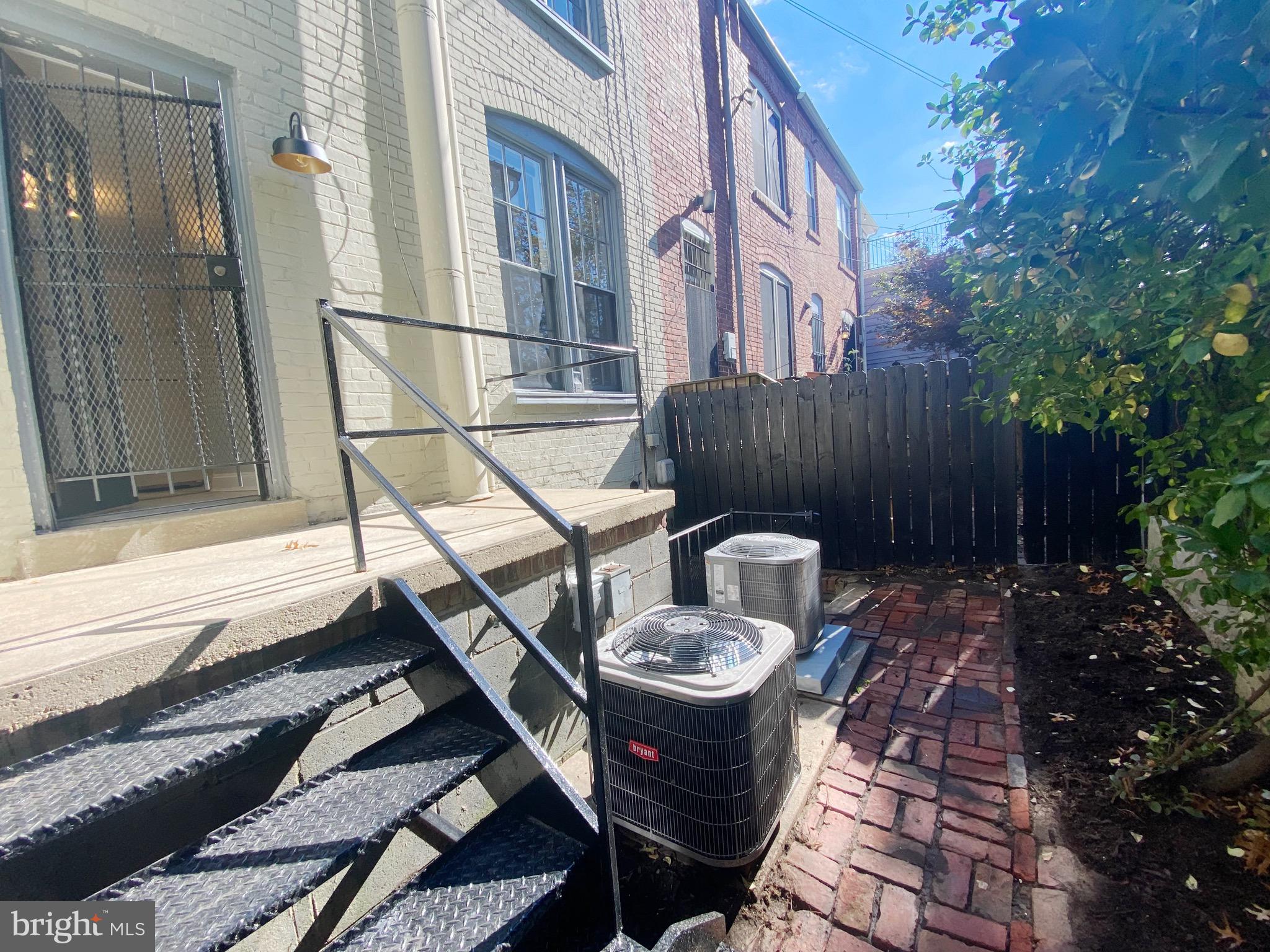 503 10th Street Southeast Washington, DC 20003 - Photo 34 of 67