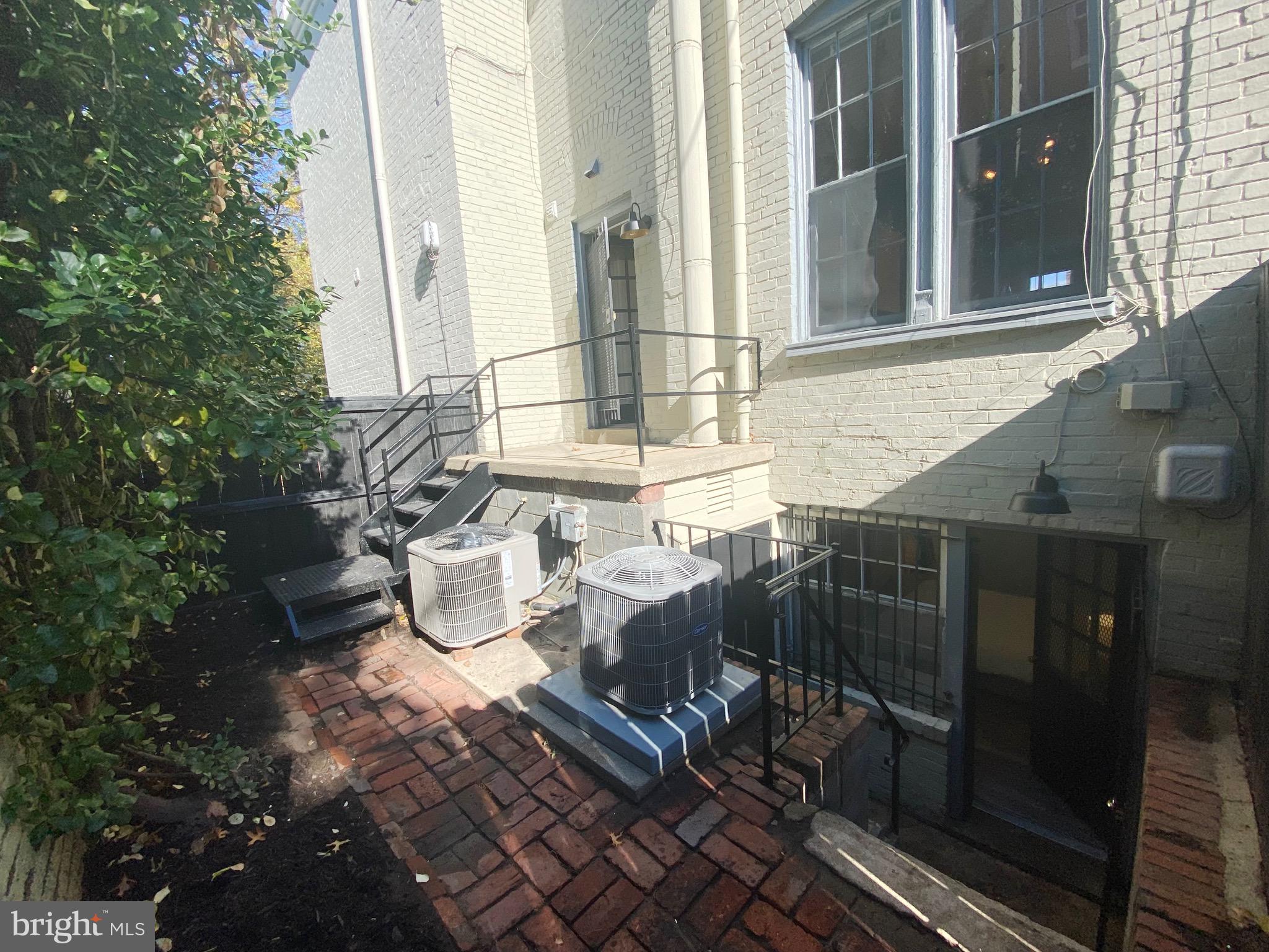 503 10th Street Southeast Washington, DC 20003 - Photo 9 of 67 Separate HVAC