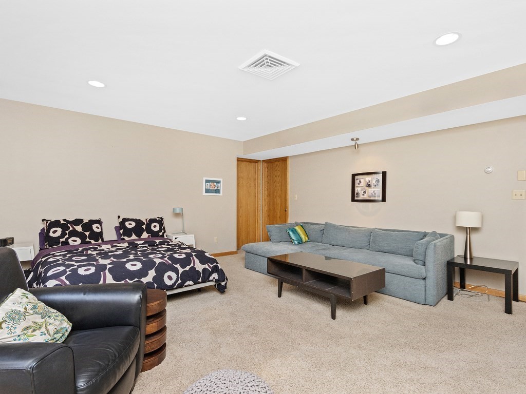 359 Bay Road Easton, MA 02356 - Photo 16 of 38 Gallery Image 16