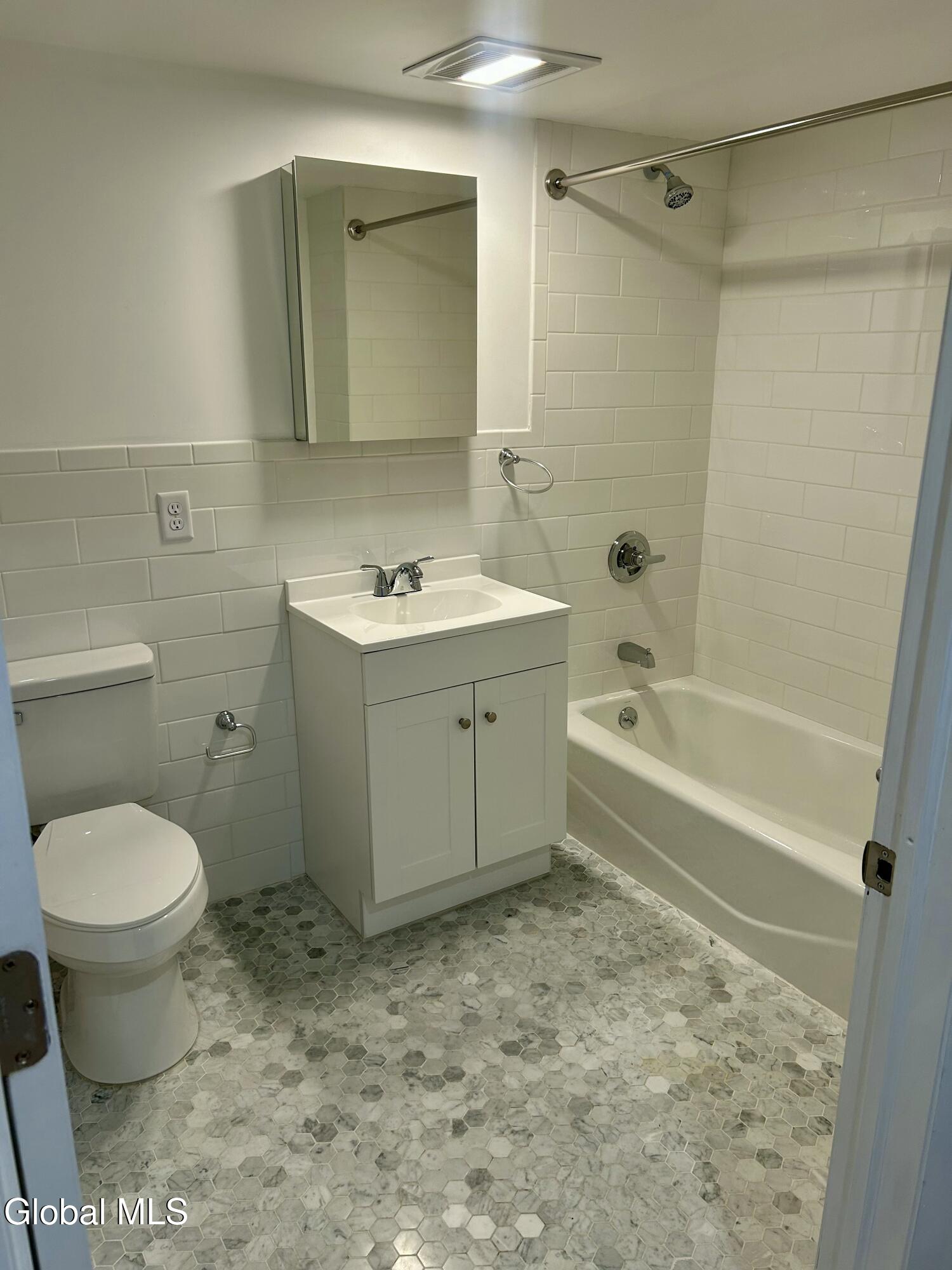 155 River Street, Unit BB Troy, NY 12180 - Photo 3 of 20 BB