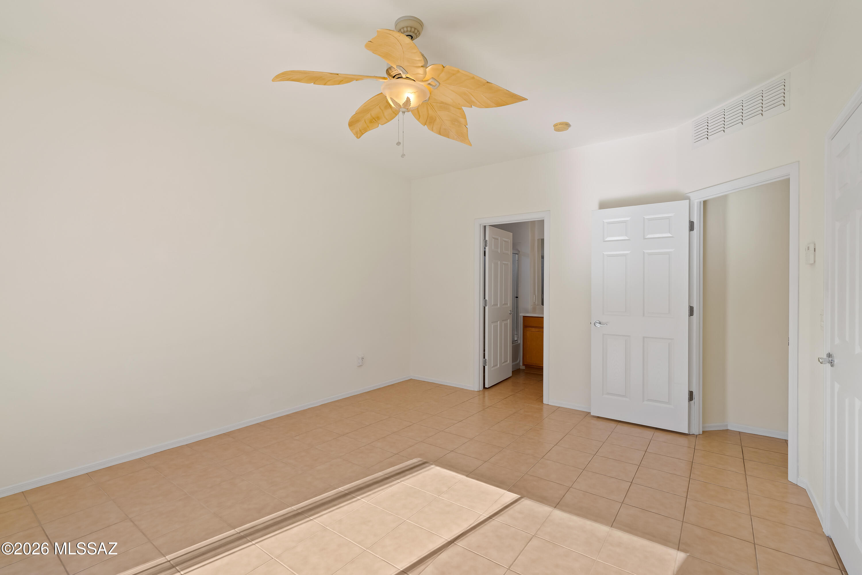2300 East Ram Rock Road Tucson, AZ 85737 - Photo 14 of 28