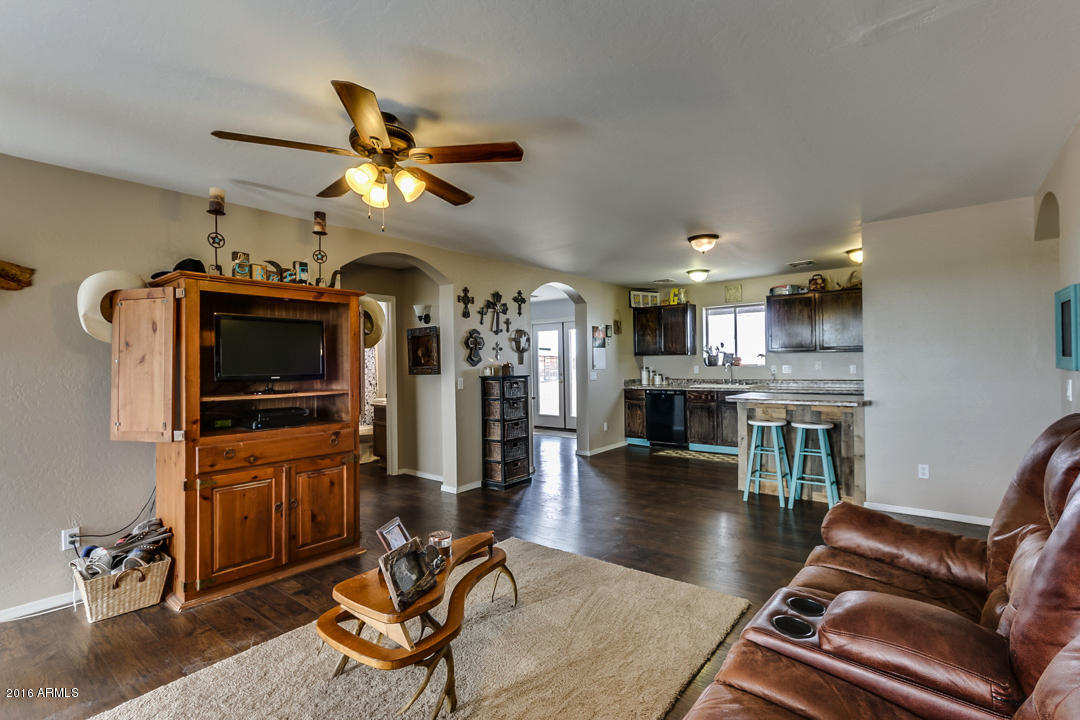 12058 East Rhea Road Florence, AZ 85132 - Photo 16 of 50 Rhea-16