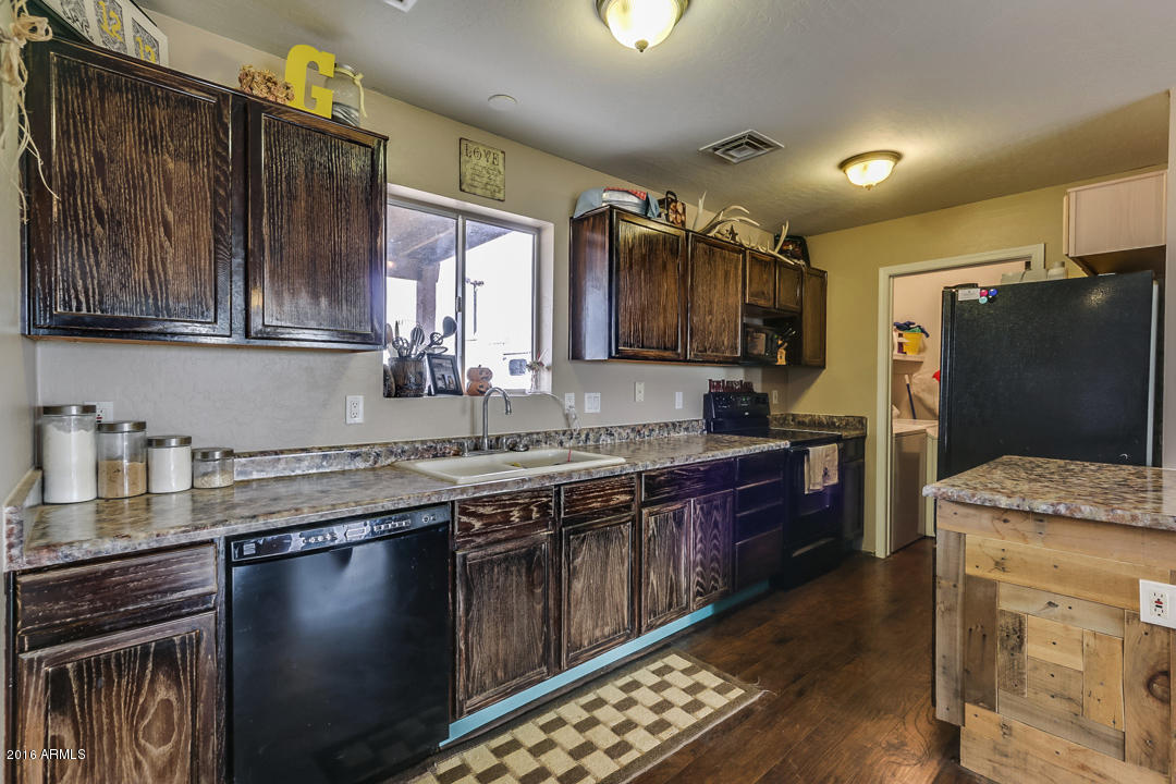 12058 East Rhea Road Florence, AZ 85132 - Photo 19 of 50 Rhea-19
