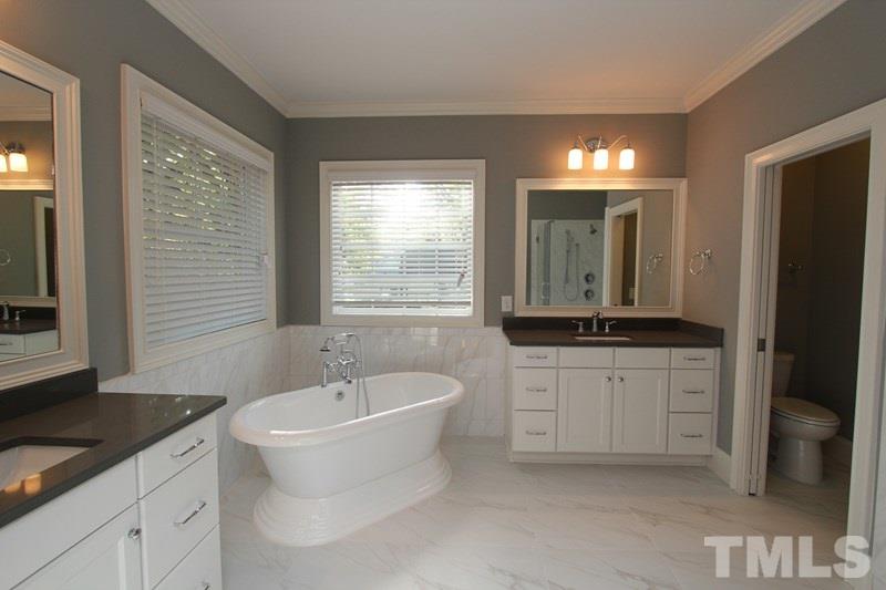2805 Everett Avenue Raleigh, NC 27607 - Photo 13 of 25