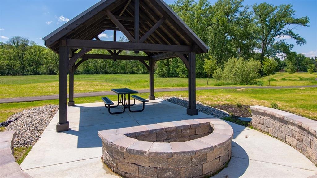 6375 Stallion Way Indianapolis, IN 46260 - Photo 10 of 11