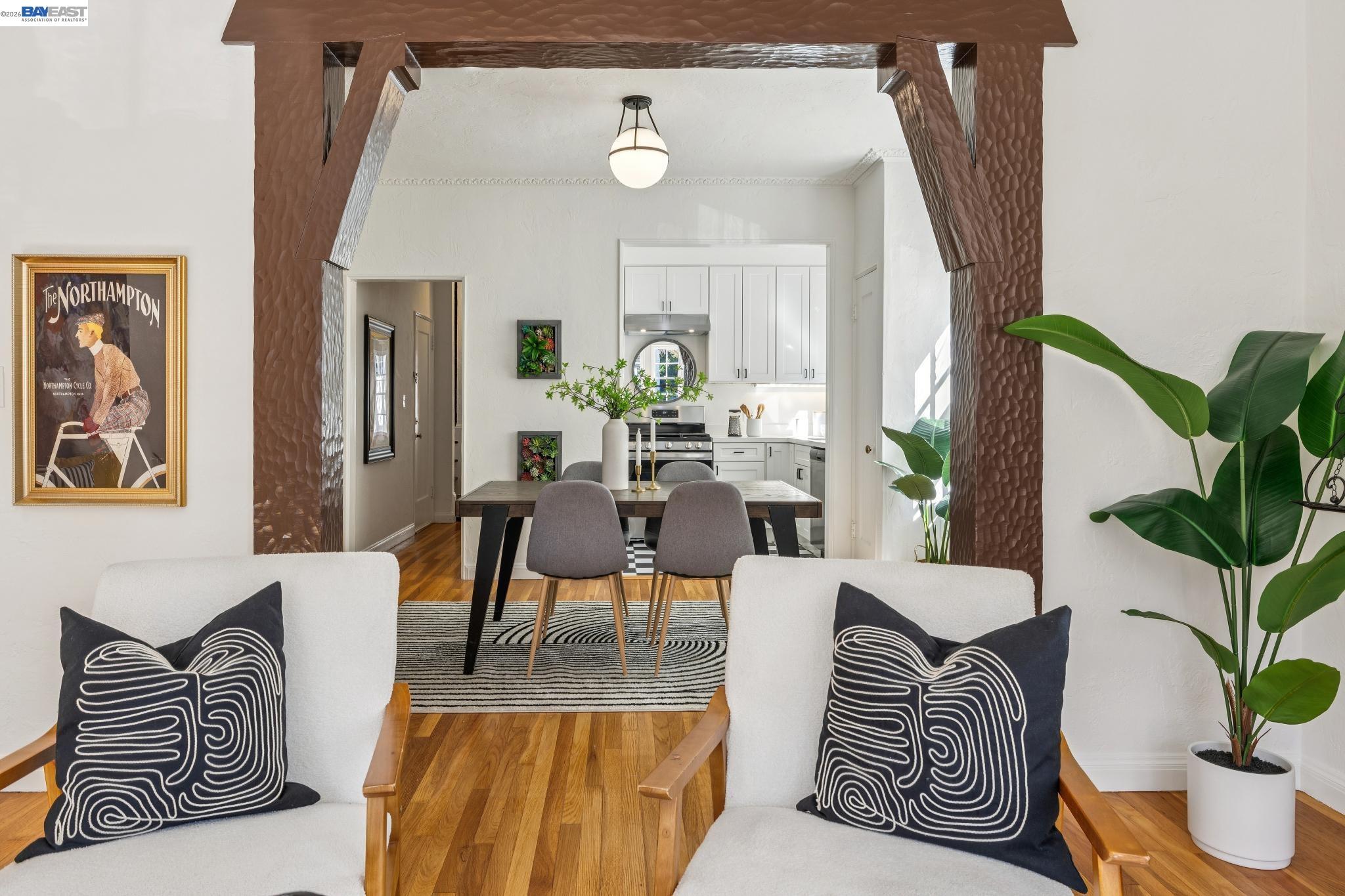 2365 Virginia Street, Unit 2 Berkeley, CA 94709 - Photo 9 of 19 a living room with furniture and wooden floor
