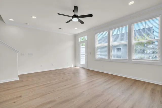 $2,500 | 613 Southview Lane, Summerville, SC 29486