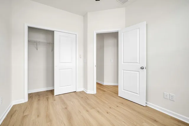 $2,500 | 613 Southview Lane, Summerville, SC 29486