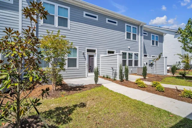 $2,500 | 613 Southview Lane, Summerville, SC 29486