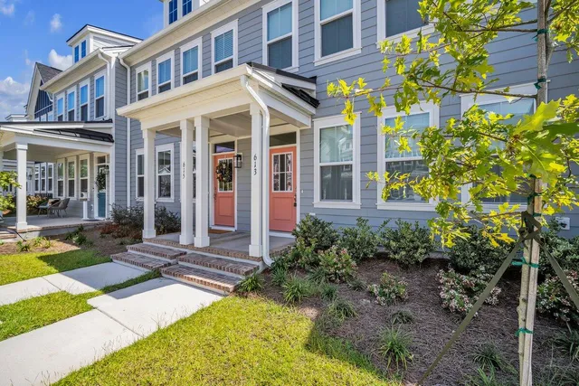 $2,500 | 613 Southview Lane, Summerville, SC 29486